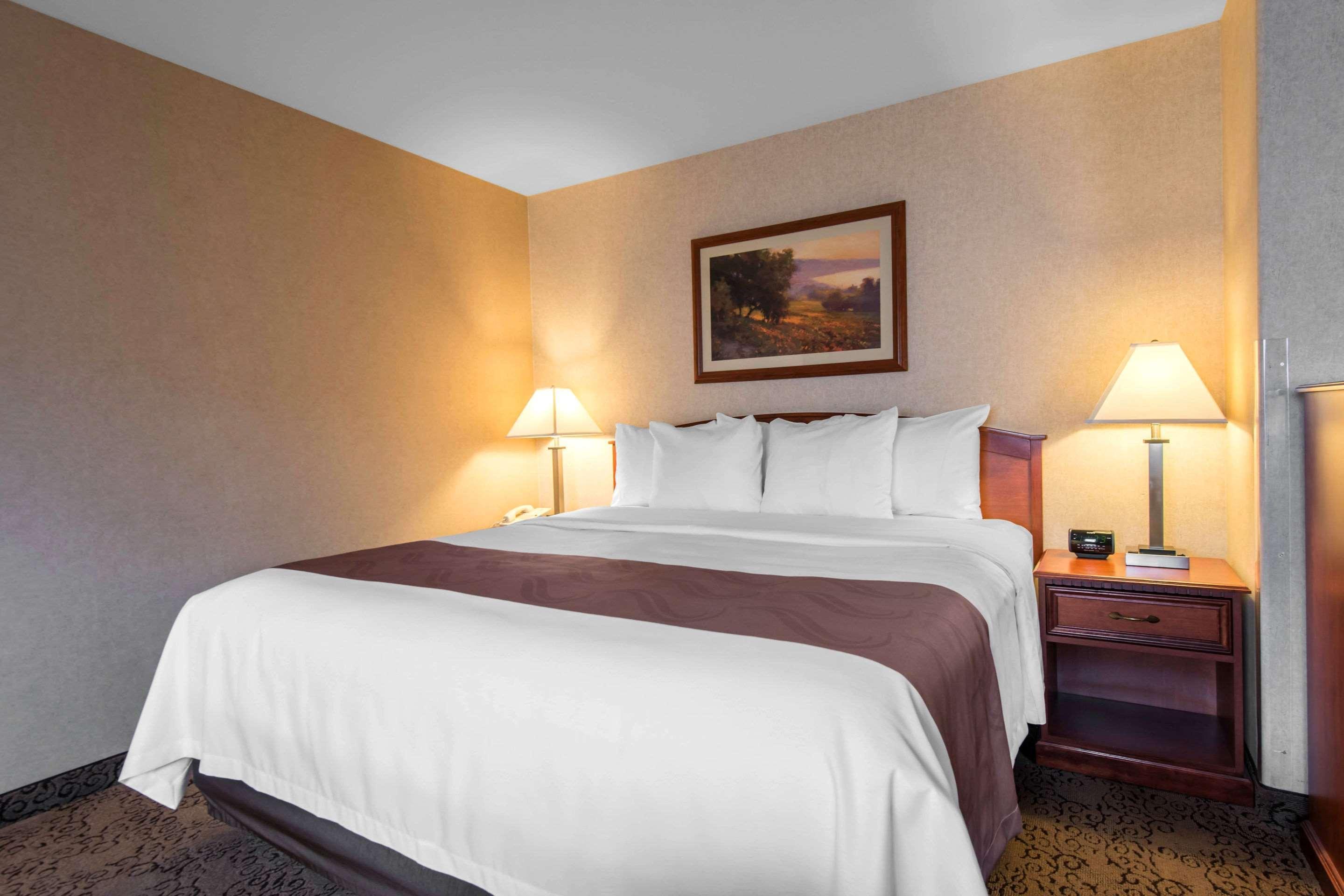Quality Inn Burlington Exteriör bild