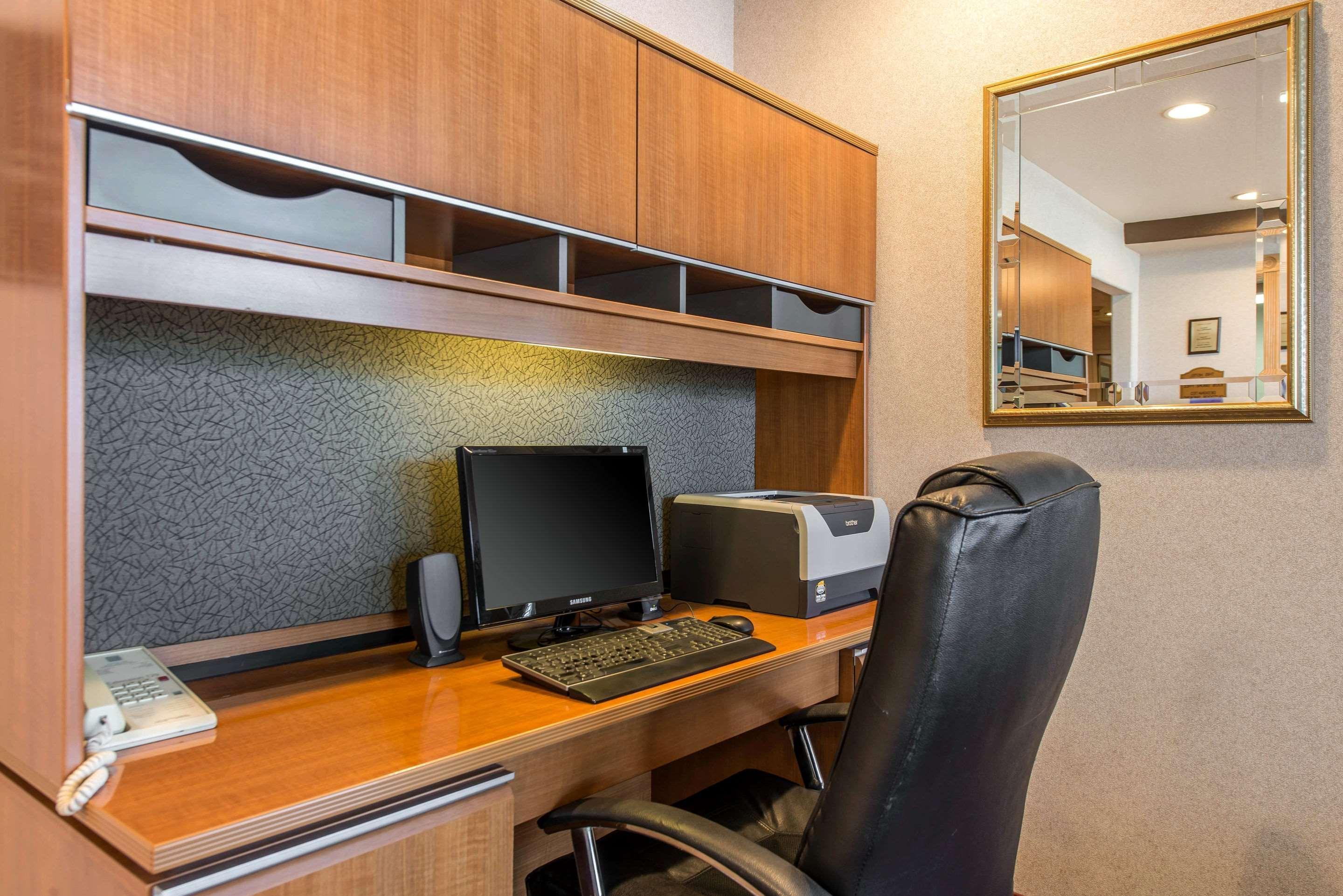 Quality Inn Burlington Exteriör bild